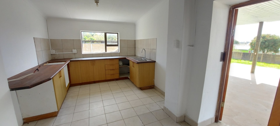 3 Bedroom Property for Sale in Albertinia Western Cape